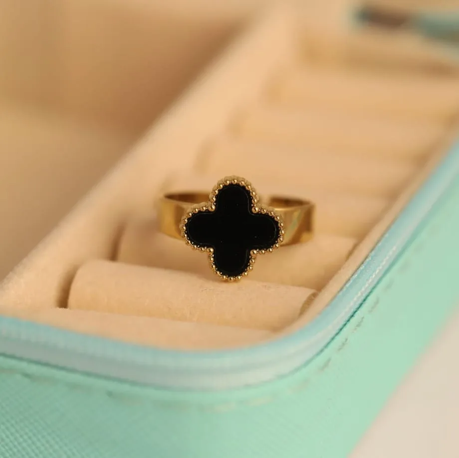 Black Clover Charm Ring