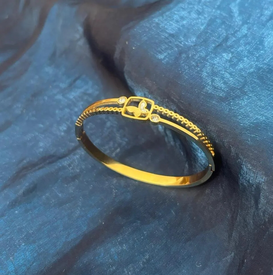 Premium Antitarnish 18K Gold Plated Bracelet