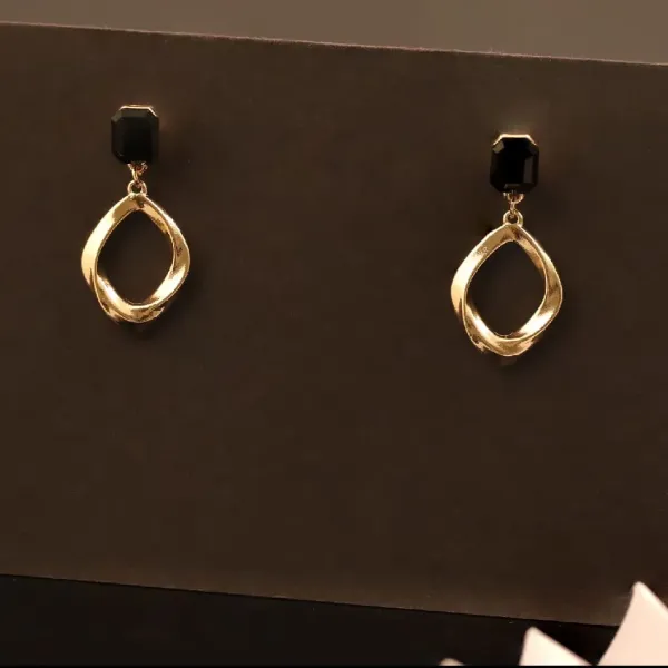 Black Stone Twist Drop Earrings