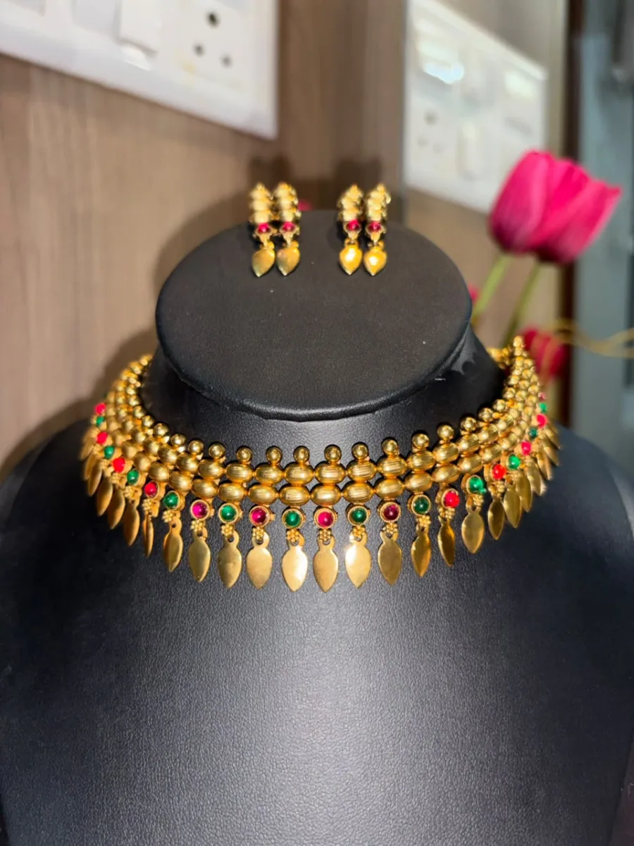 Elakkathali Ruby Emerald Choker Set