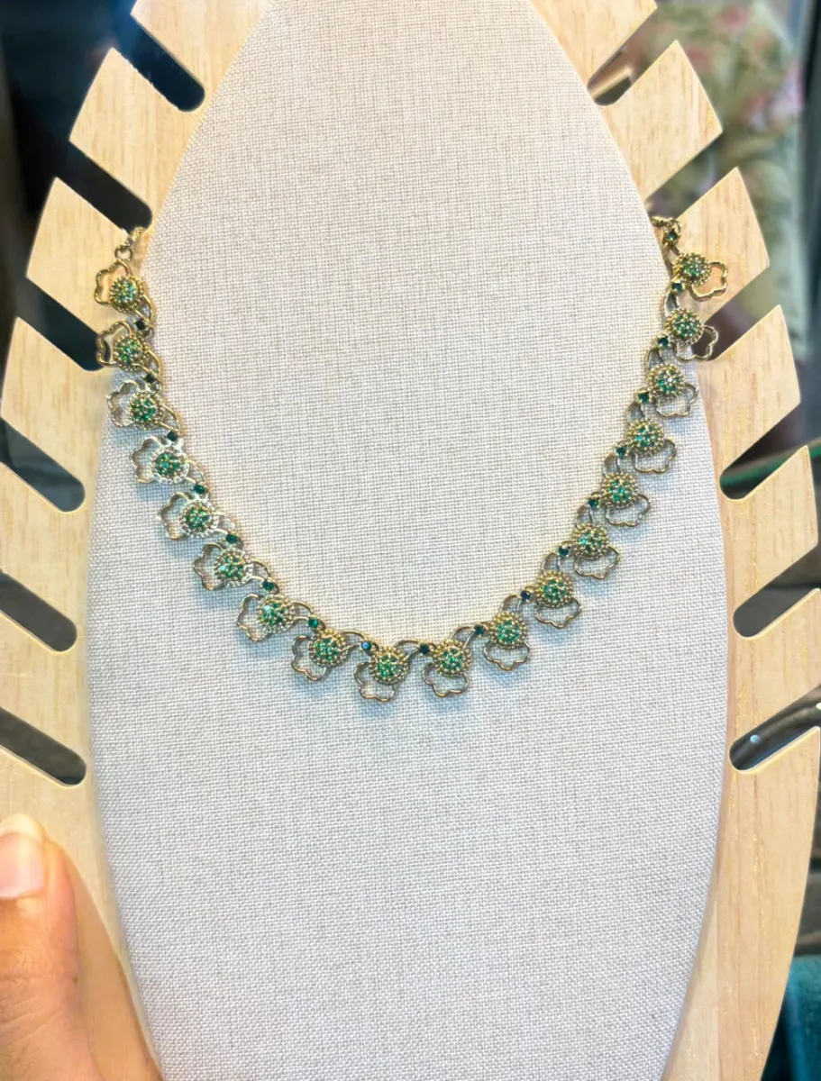 Antique Gold AD Stone Floral Choker