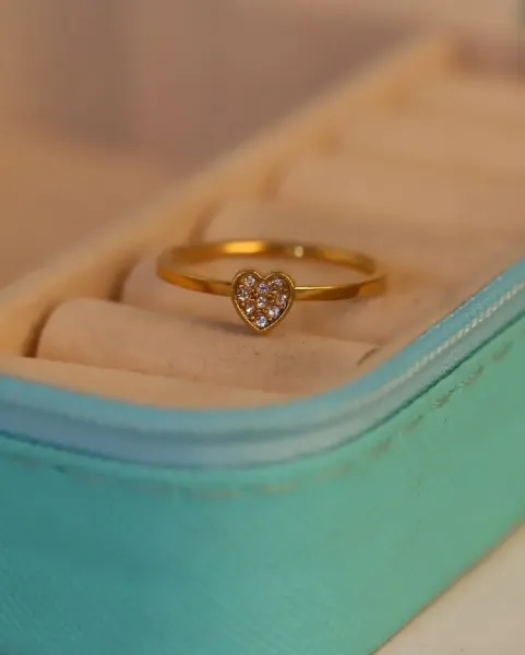 Anti Tarnish Sparkle Heart Ring