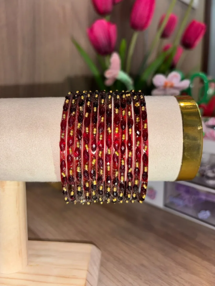Maroon Glass Bangle Set