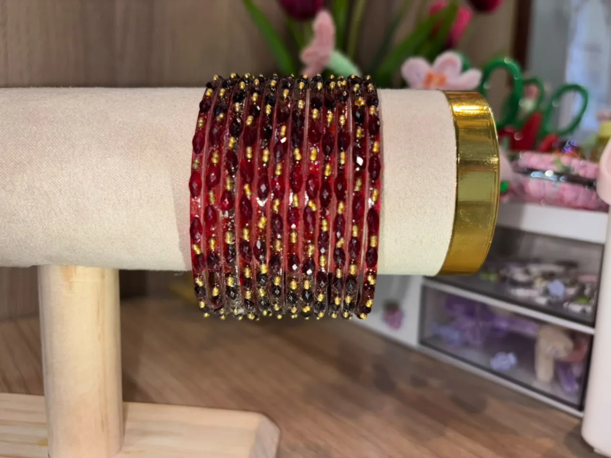 Maroon Glass Bangle Set