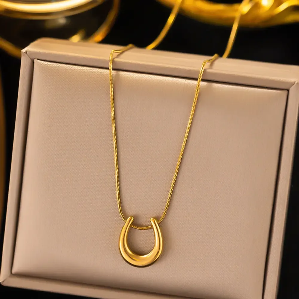 U Shape Pendant Necklace