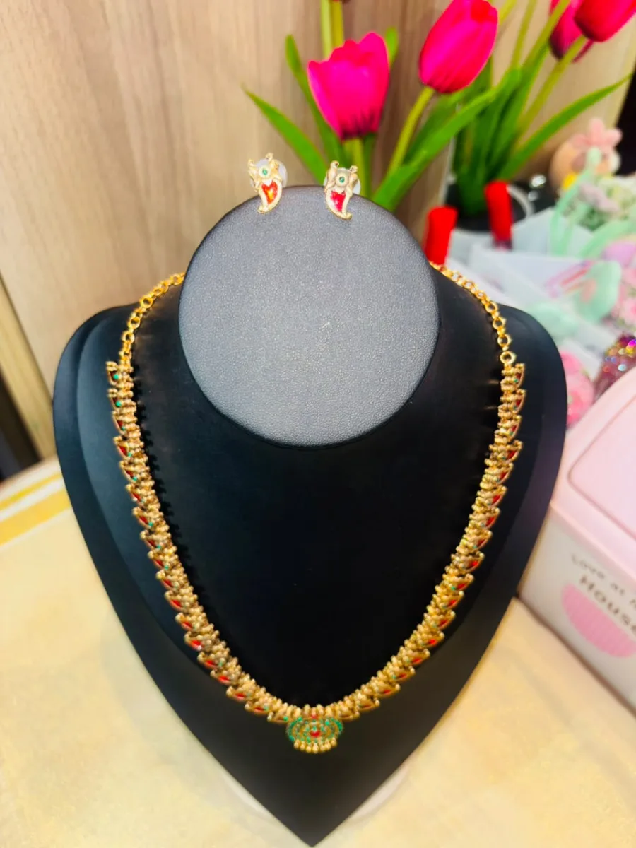 Antique Gold Kemp Stone Long Haram
