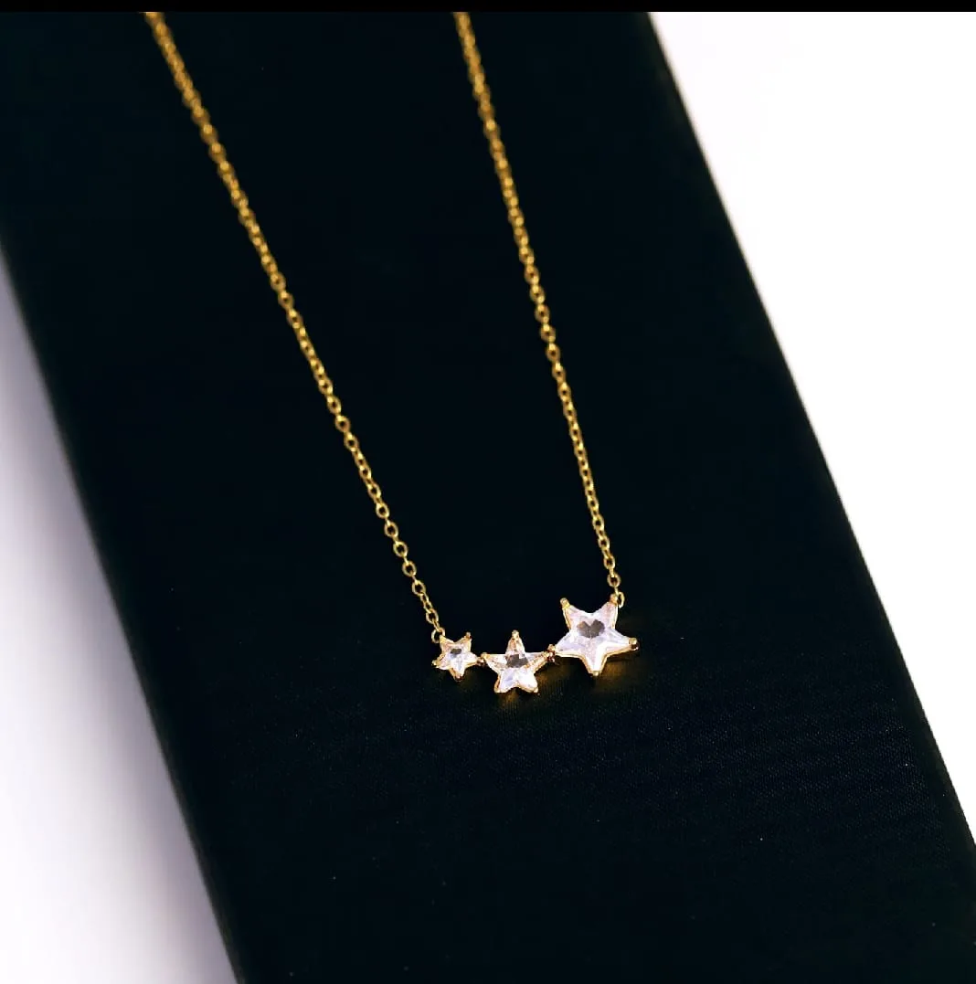 Gold-Plated Star Cluster Necklace:White