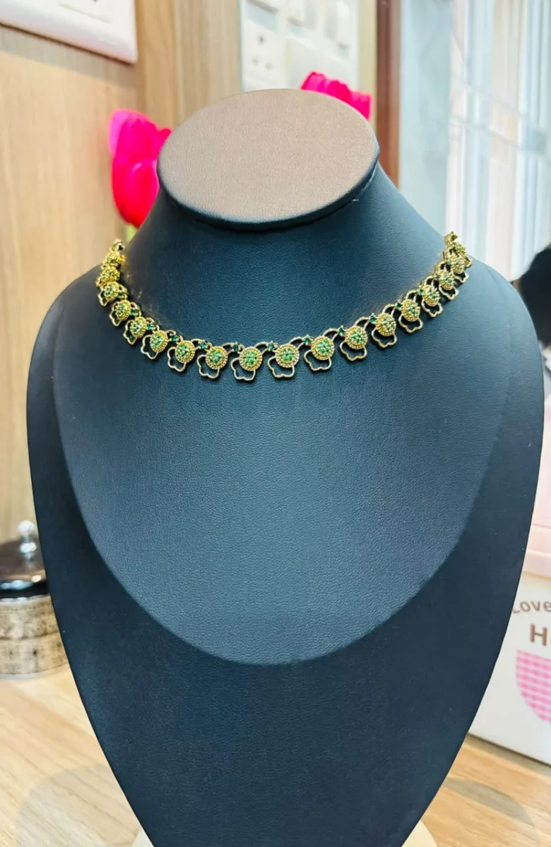 Antique Gold AD Stone Floral Choker