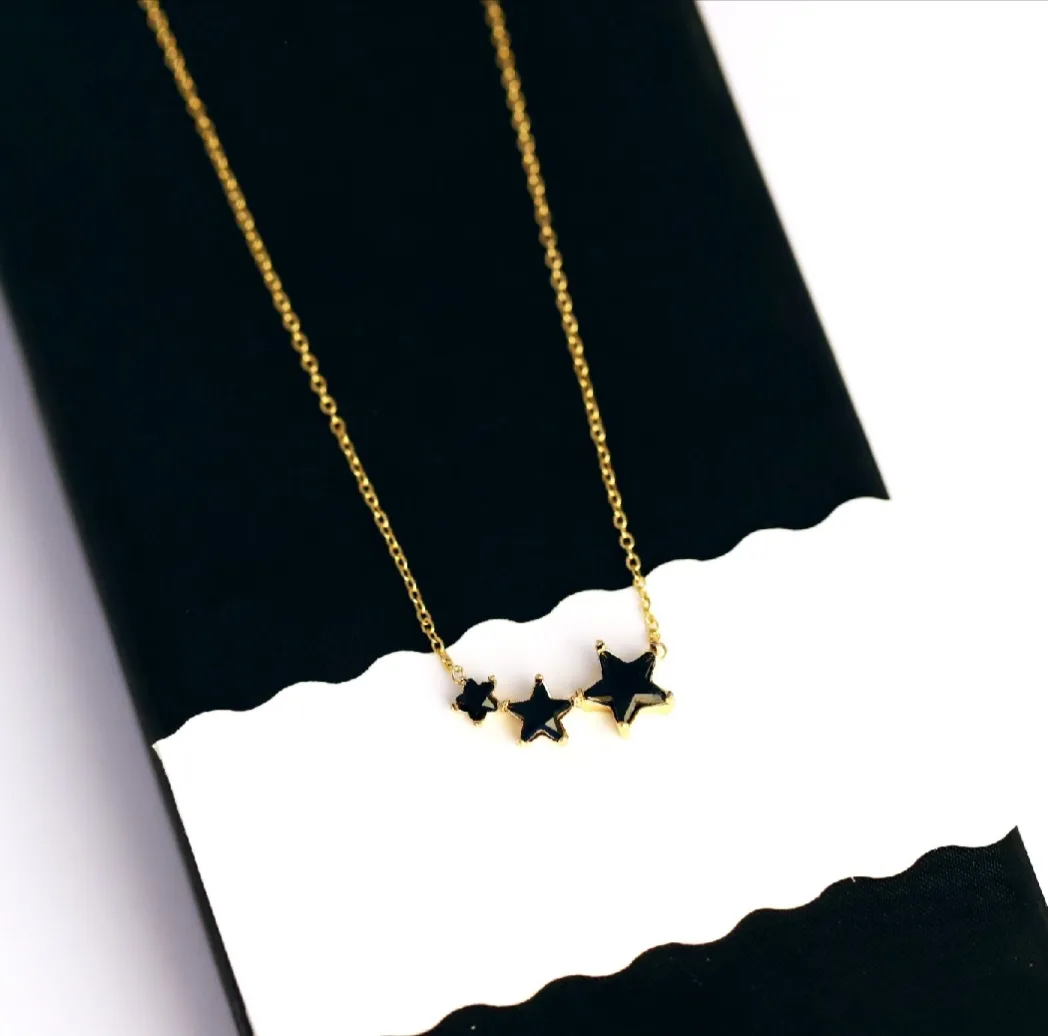 Gold-Plated Star Cluster Necklace:Black