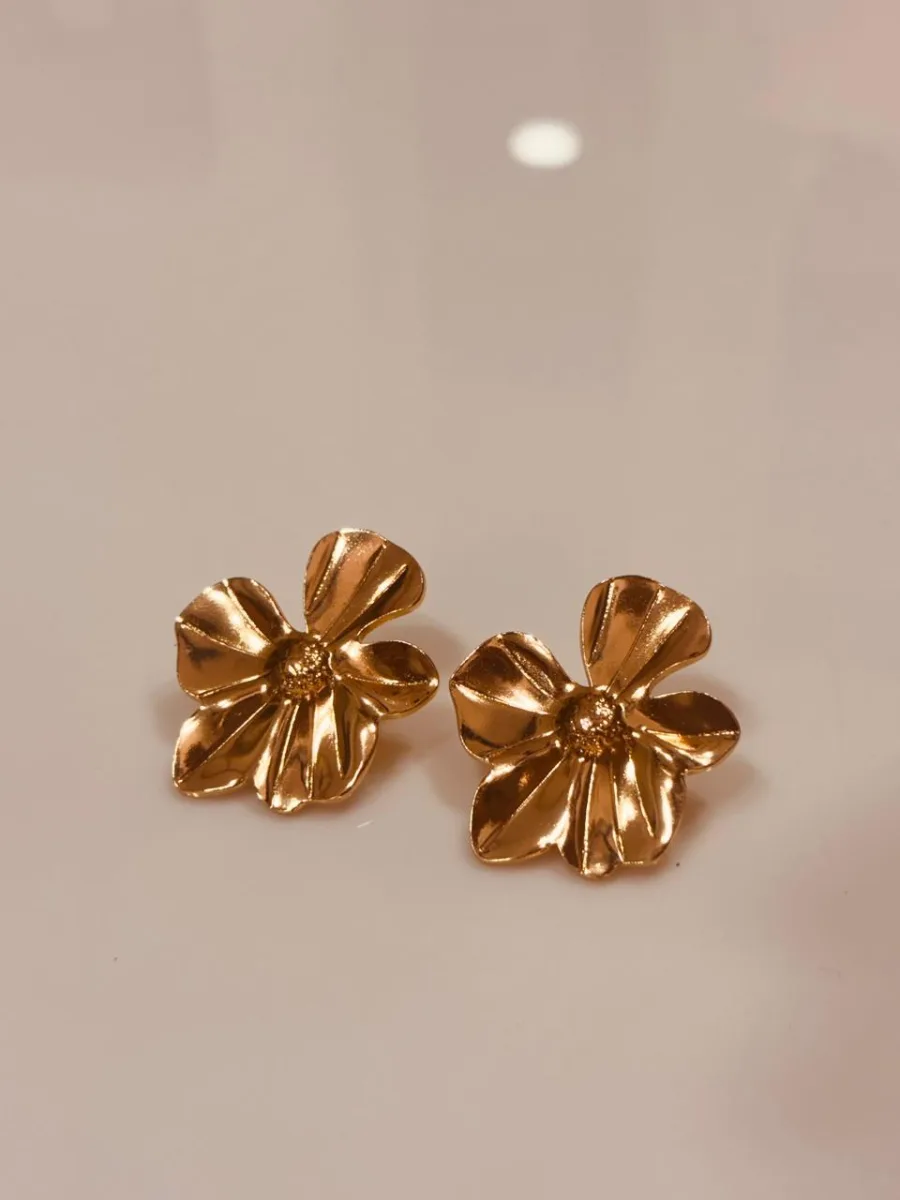 Anti-Tarnish Flower Stud Earrings
