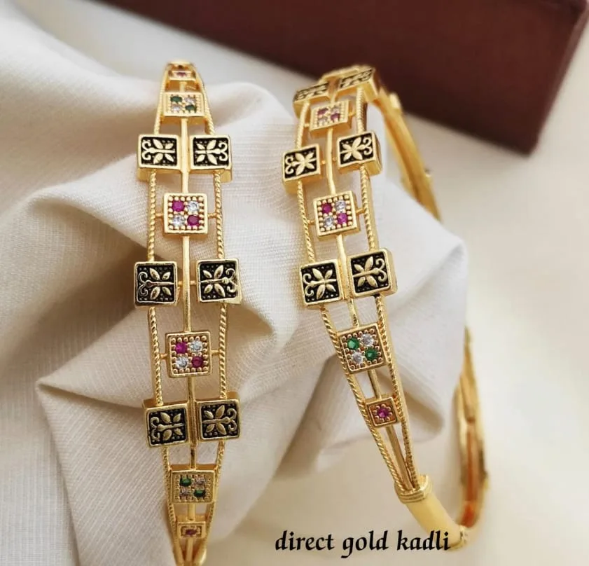 Antique Floral Kadli Bangle
