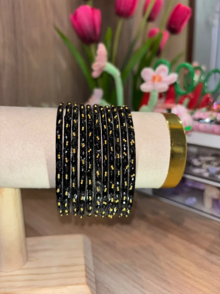 Black Glass Bangle Set
